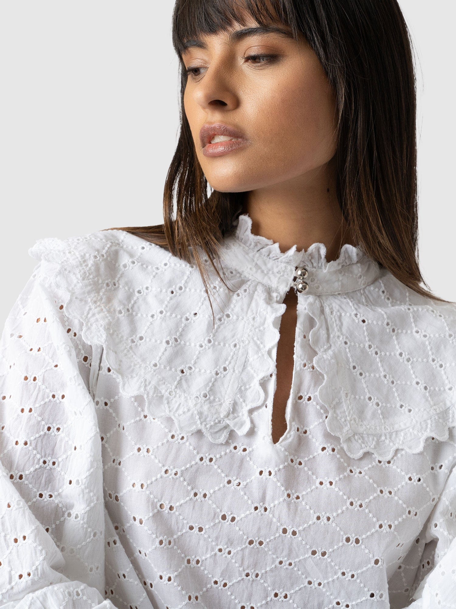 Courtney Collar Blouse White - Women's Shirts | Saint + Sofia® EU